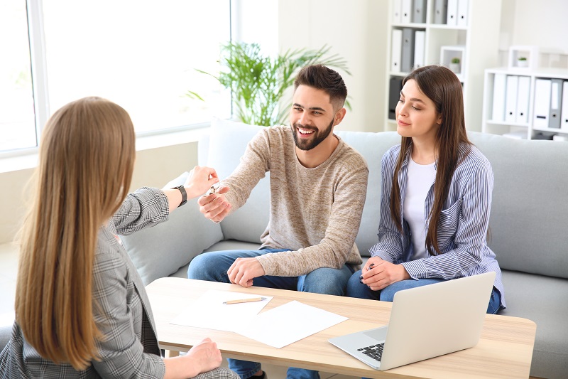 vendre un bien immobilier par agence immobilière